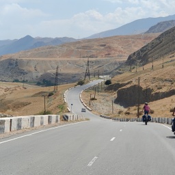 cycling into Tajikistan